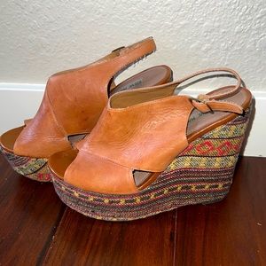 Steve Madden Tisha brown leather wedges, size 7